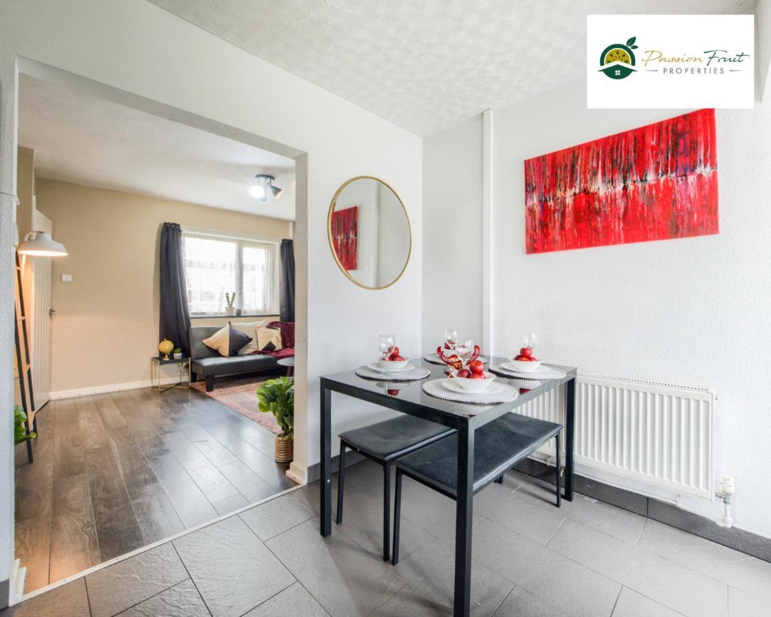 3 Bedroom House With 5 Beds House By Passionfruit Properties Near Coventry City Centre - Bcc מראה חיצוני תמונה